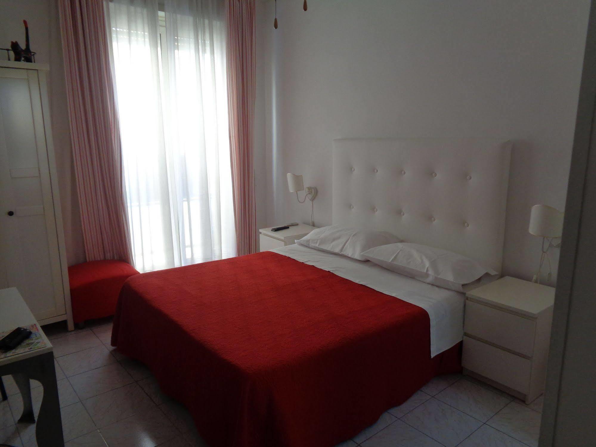 Interno 9 Hotell Roma Eksteriør bilde